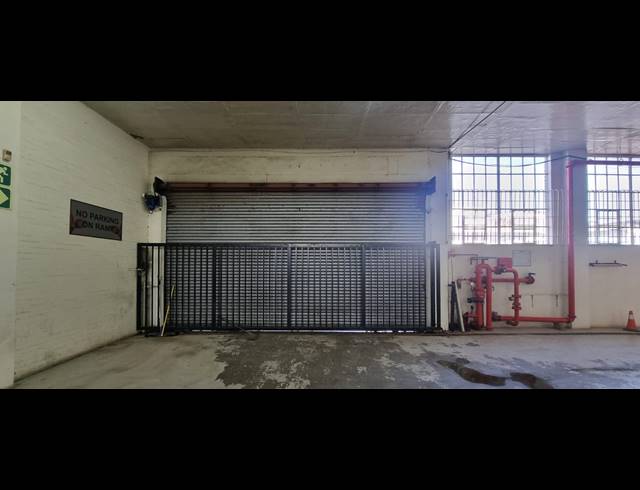 5,100M² WAREHOUSE FOR SALE IN LA ROCHELLE